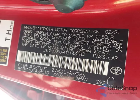 2021 Toyota Prius Le z USA, uszkodzony, nr VIN JTDKAMFU9M3143184